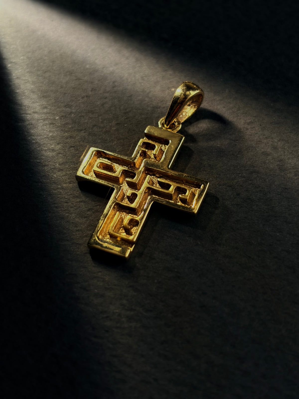 Χρυσός Σταυρός 14k